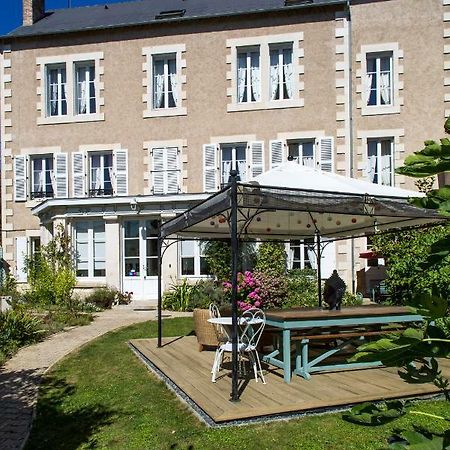 Saulge La Brasserie Chambre D'Hotes De Delphine מראה חיצוני תמונה