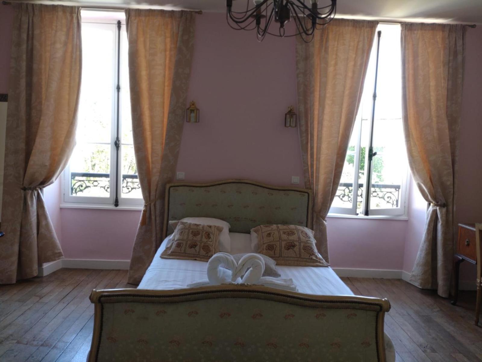 Saulge La Brasserie Chambre D'Hotes De Delphine מראה חיצוני תמונה